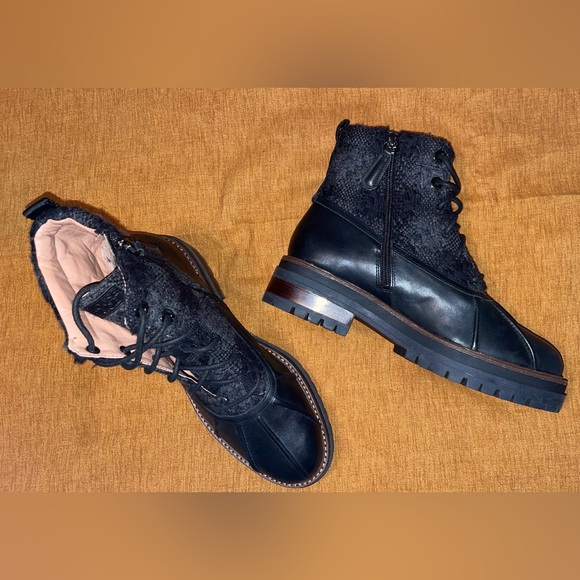 NEW LOUISE ET CIE LO SARNI3 BLACK LEATHER DUCK BOOTS SIZE 9.5 - Picture 7 of 16